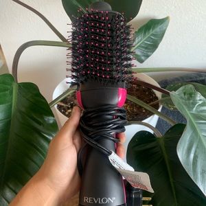Revlon Round Brush Hair Drier